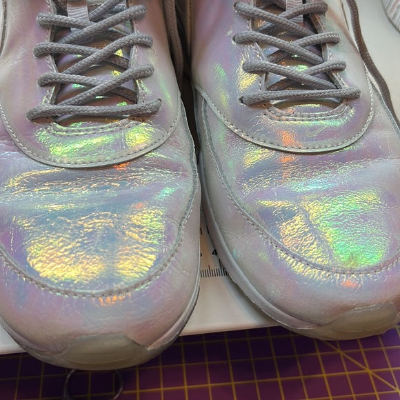 Nike ID pearlescent womens 8.5 - Picture 3 of 5